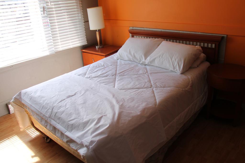 Toronto Central Hotel מראה חיצוני תמונה